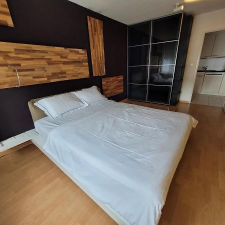 Boutique Apartment Next To Stadium Letzigrund - By Airhome Zurique Exterior foto